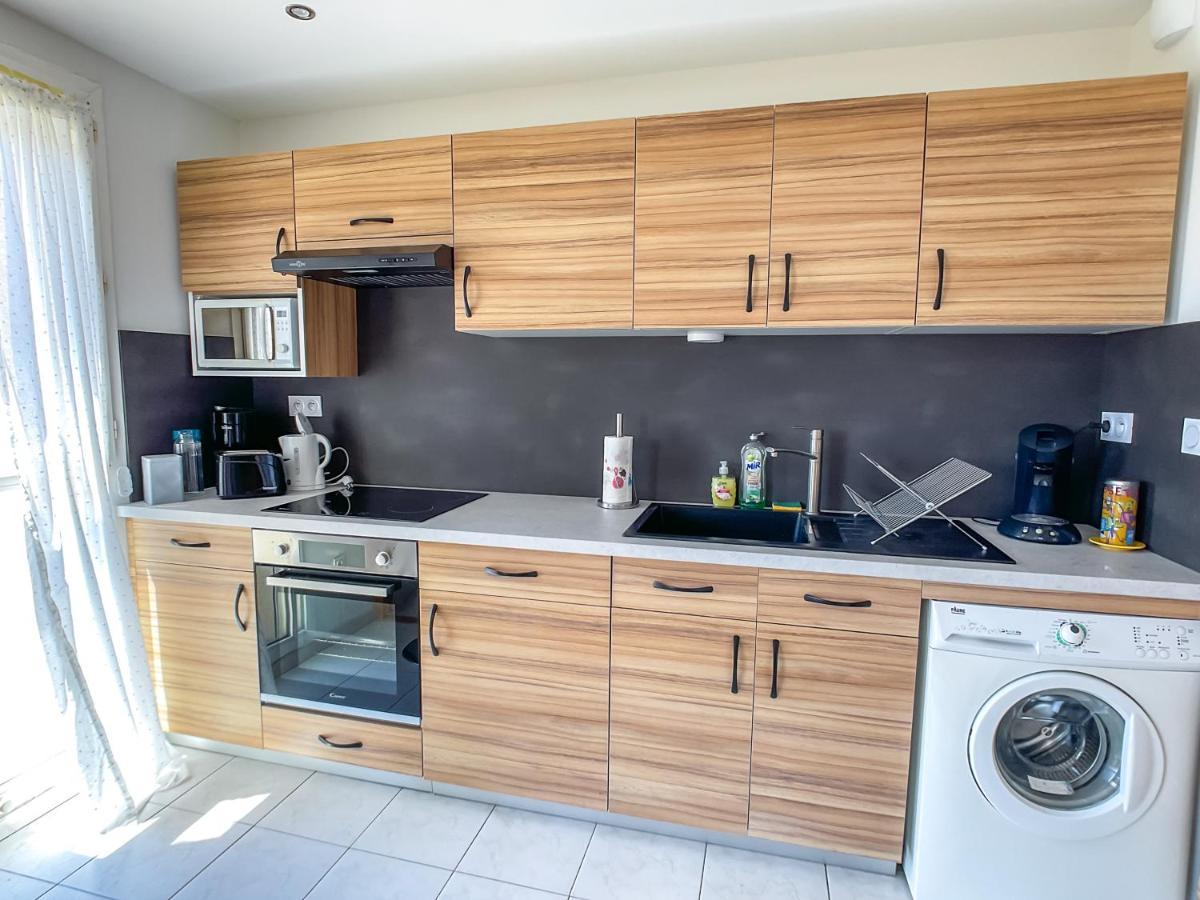 T2 Tout Confort Proche Centre Hyeres & Plages Buitenkant foto