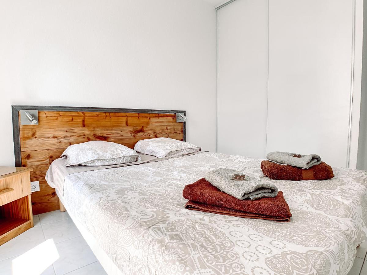 T2 Tout Confort Proche Centre Hyeres & Plages Buitenkant foto